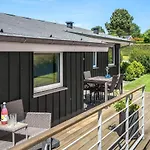Stunning In With Kitchen Holiday home *