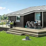 Stunning In With Kitchen Holiday home