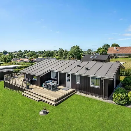 Feriehus Stunning In With Kitchen *