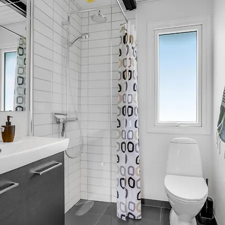 Stunning In With Kitchen