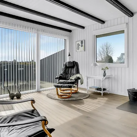 Stunning In With Kitchen *