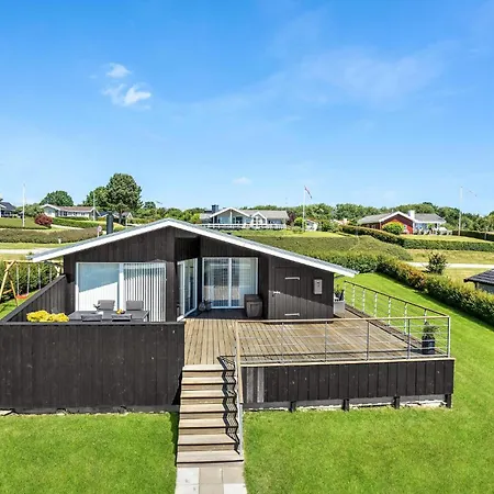 Stunning In With Kitchen *